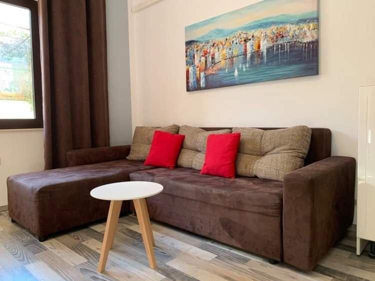 Fresh Apartments Dar Orlic Trogir Exterior photo